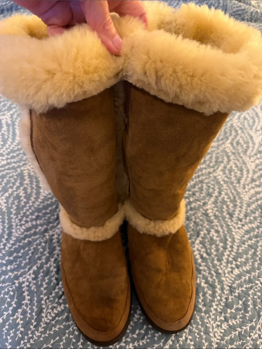 Women’s Tall UGG Shearling Lined Sundance Suede Boots - Chestnut